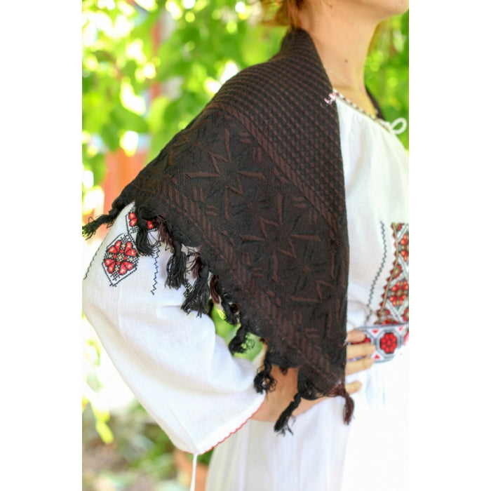 Basma traditionala ciucuri maro