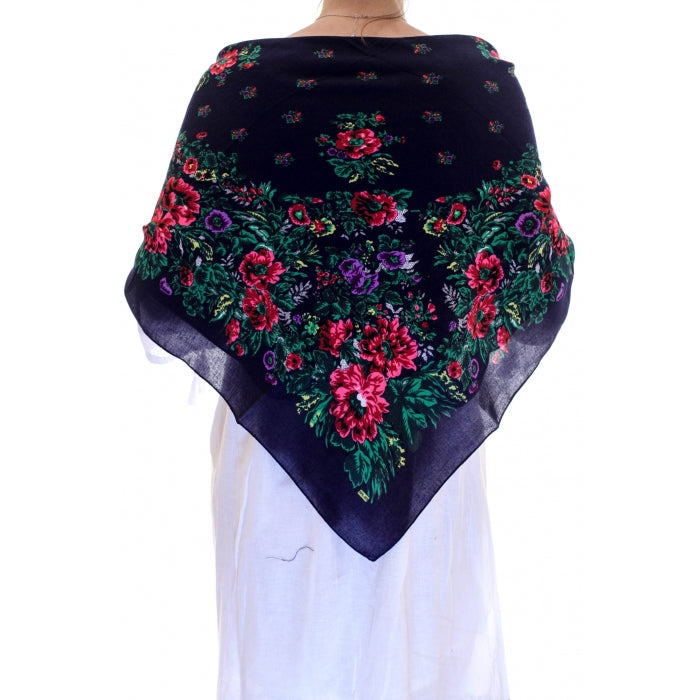 Batic traditional inflorat bleumarin