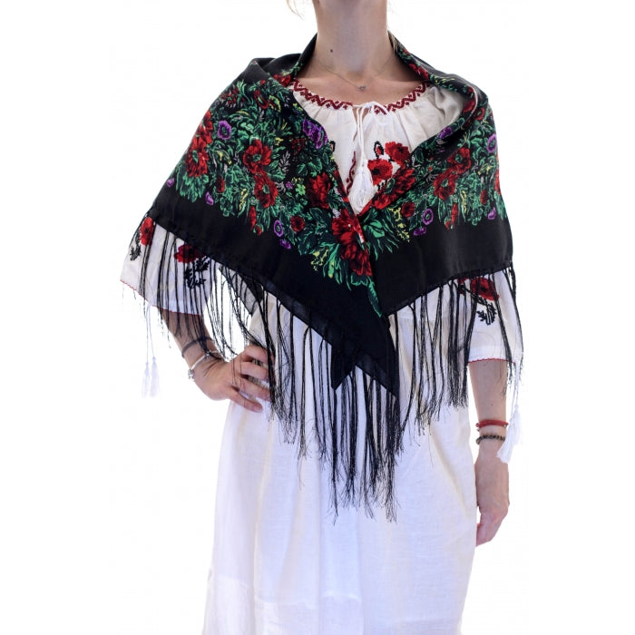 Batic traditional inflorat cu franjuri negru
