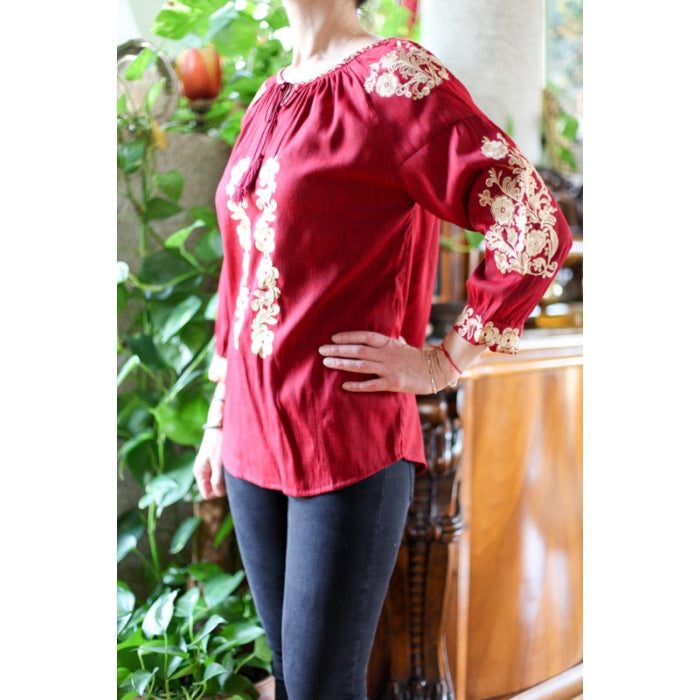 Bluza brodata rosie broderie bej