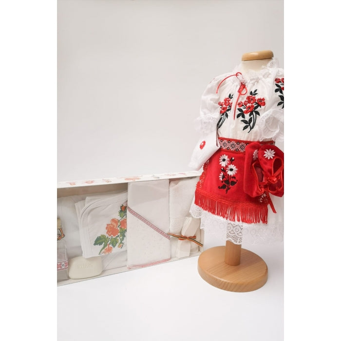 Costumas traditional popular botez Mariuca3