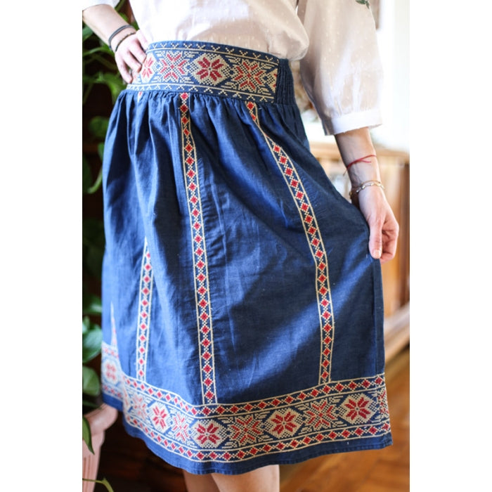 Fusta Jeans cu motive traditionale romanesti3