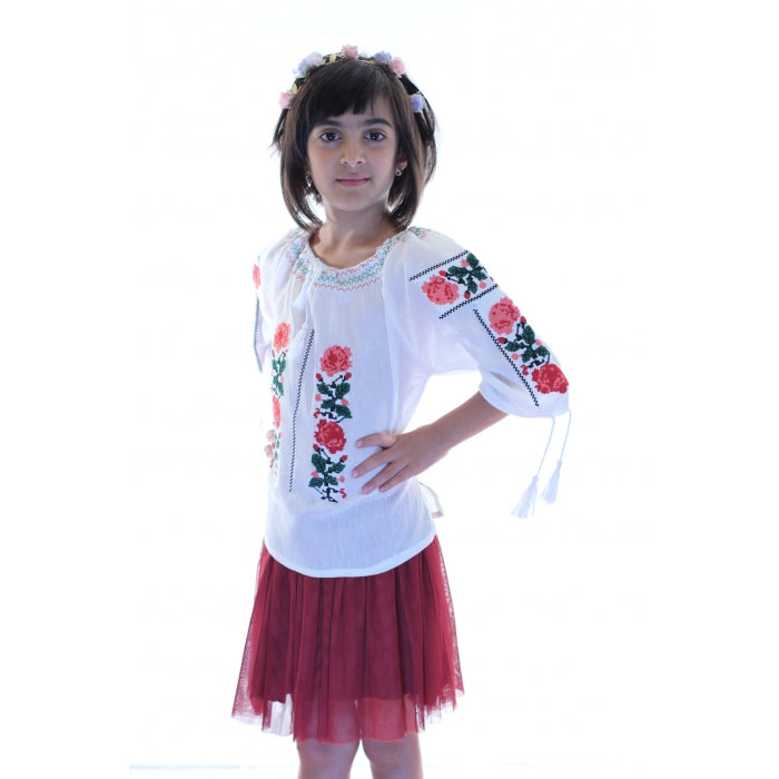 Ie copii Lucia