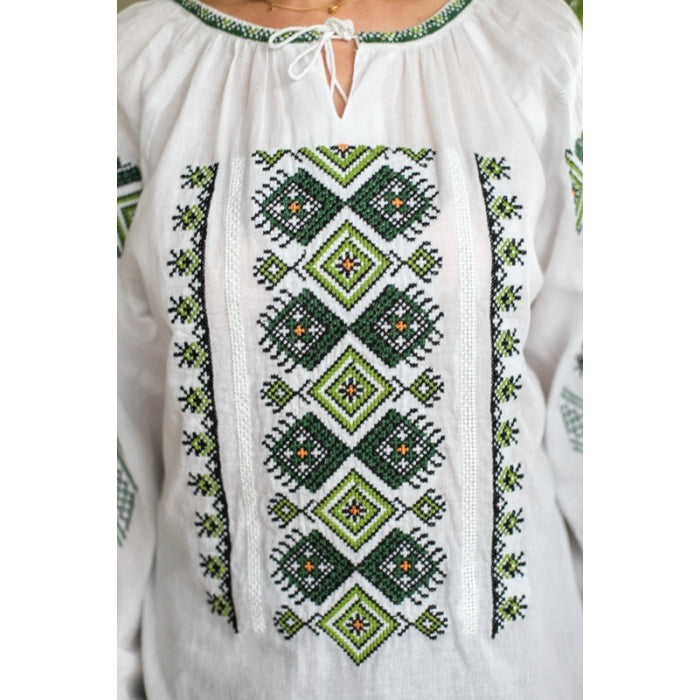 Ie Traditionala Adina20