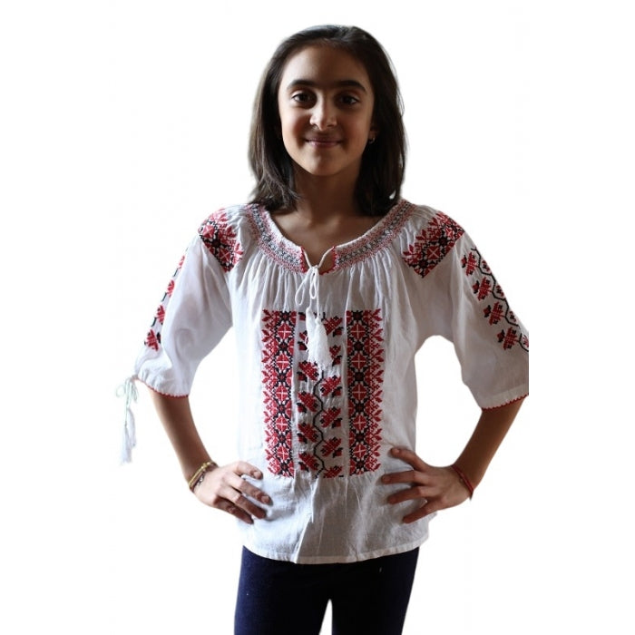 Ie Traditionala fetite ioana14