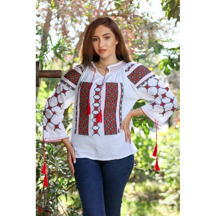 Ie traditionala romaneasca maneca lunga115