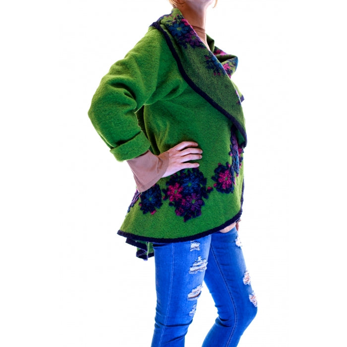 Poncho din lana cu maneci1