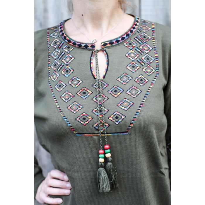 Pulover cu model traditional3