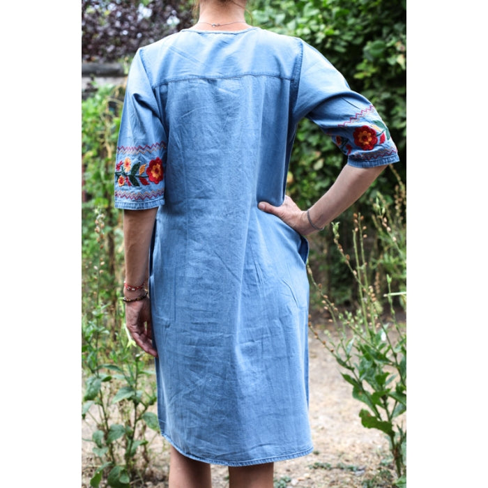 Rochie brodata din denim Elena10