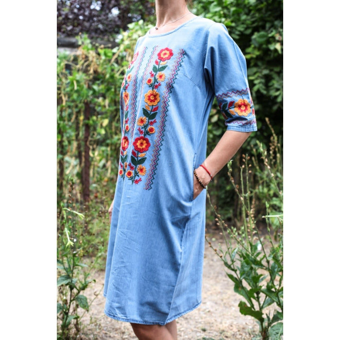 Rochie brodata din denim Elena10