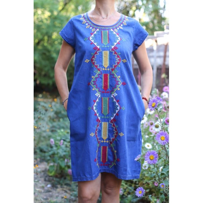 Rochie brodata din denim Elena3