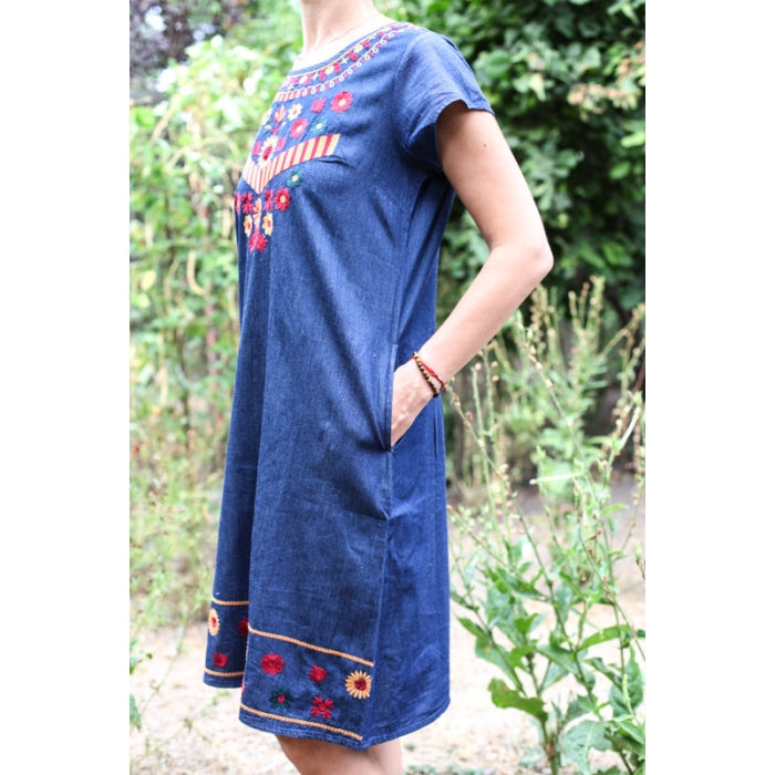 Rochie brodata din denim Elena7