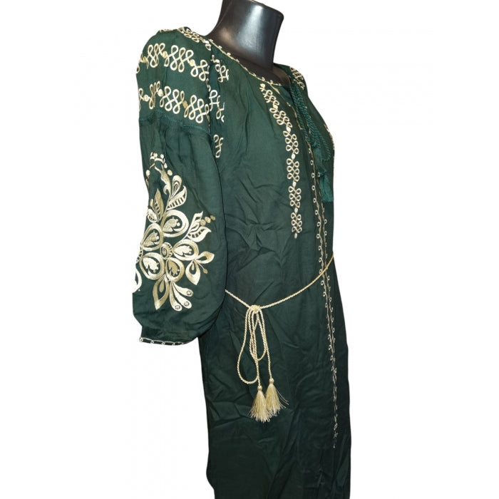 Rochie traditionala brodata cu motive romanesti-Model Ioana14