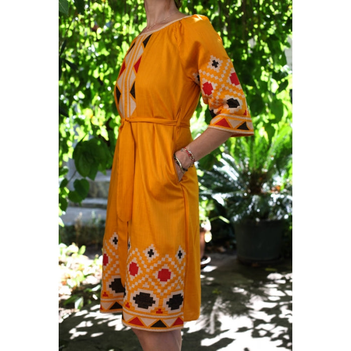 Rochie Traditionala motive geometrice galbena