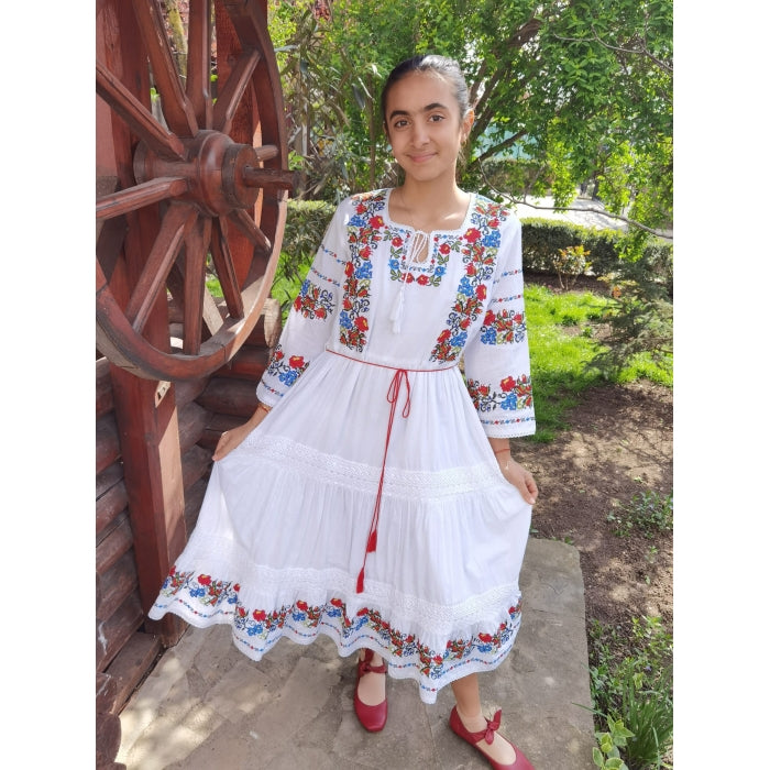 Rochie Traditionala Romaneasca1