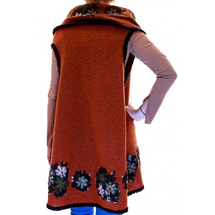 Vesta din lana cu model floral3