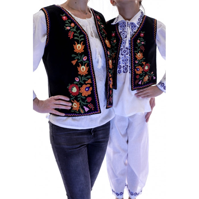 Vesta Traditionala Fetite Viorica