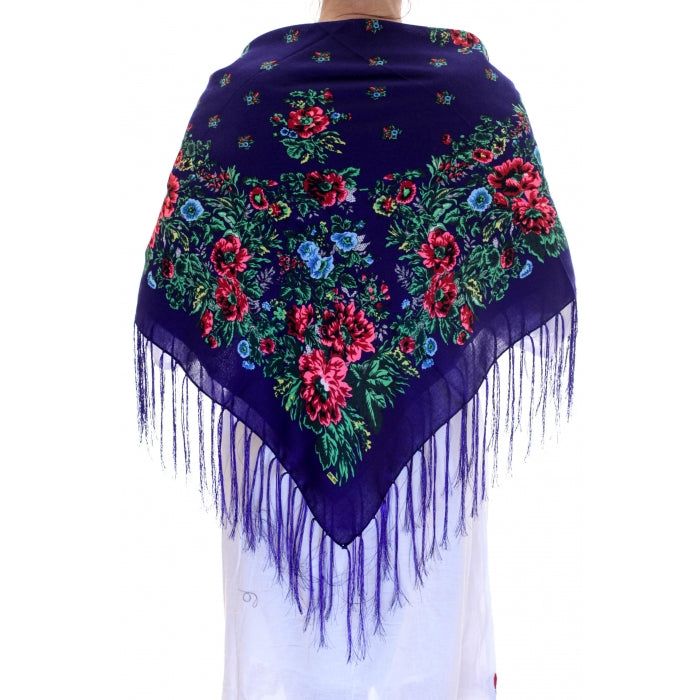 Batic traditional albastru inflorat cu franjuri