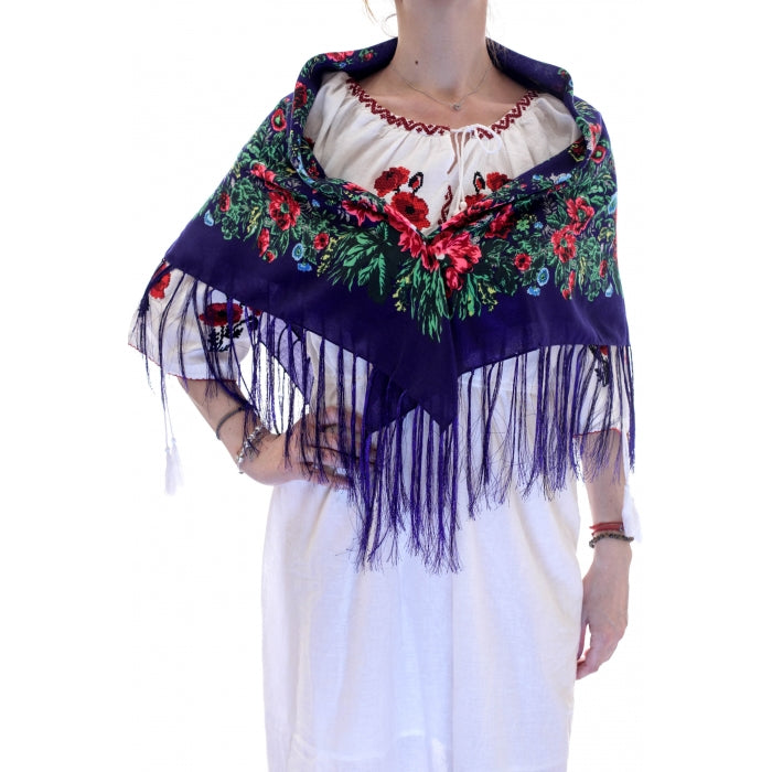 Batic traditional albastru inflorat cu franjuri