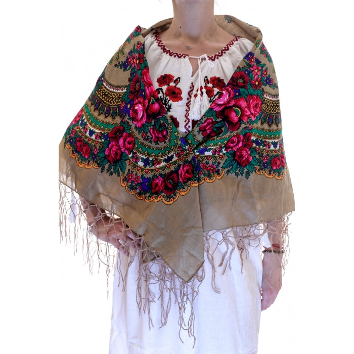 Batic traditional ciucuri camel