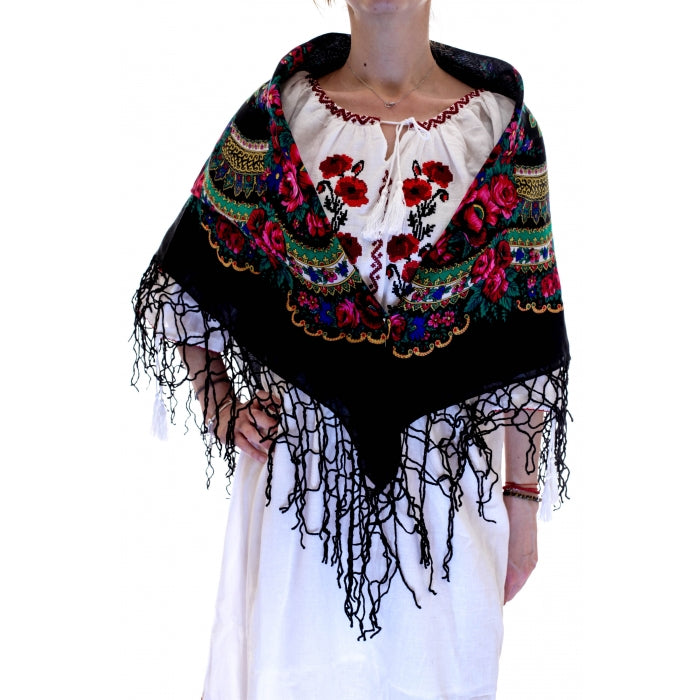 Batic traditional ciucuri negru