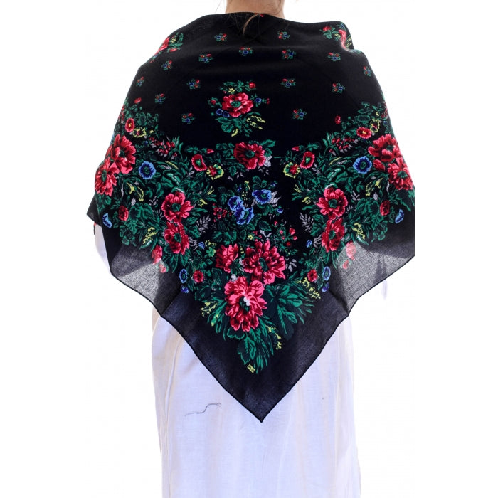Batic traditional inflorat negru