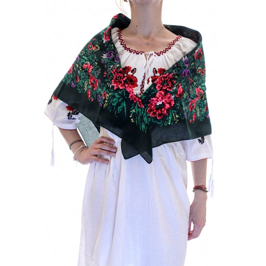 Batic traditional inflorat verde inchis