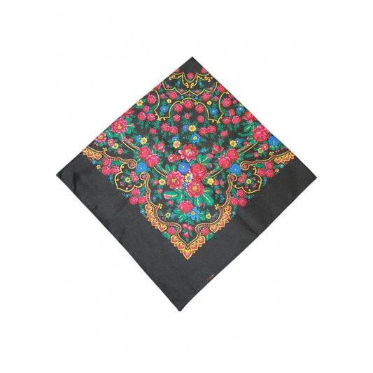 Batic traditional negru cu flori dimensiuni 75x75cm Model Ana5