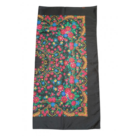 Batic traditional negru cu flori dimensiuni 75x75cm Model Ana5