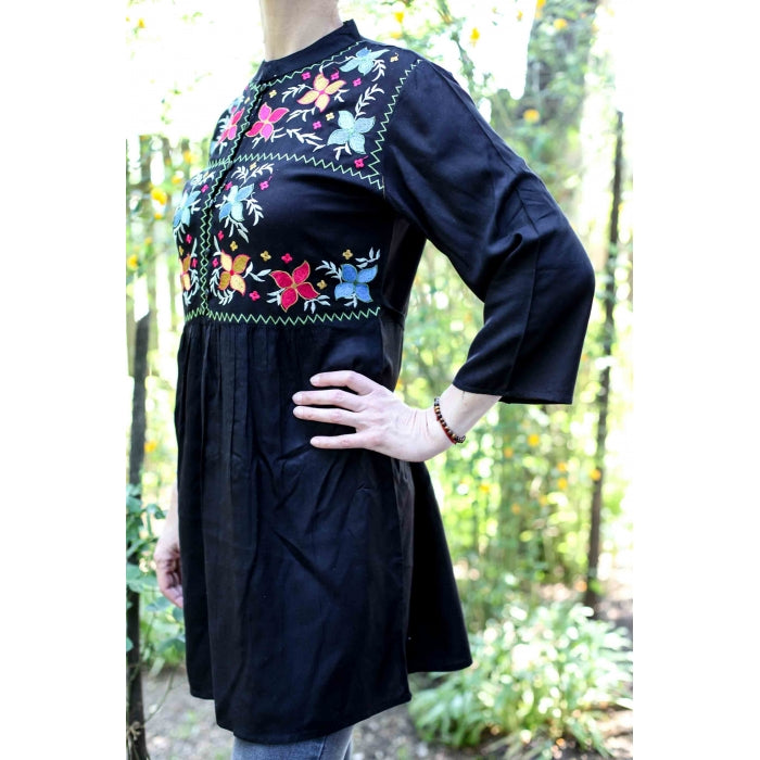 Bluza brodata Geta2