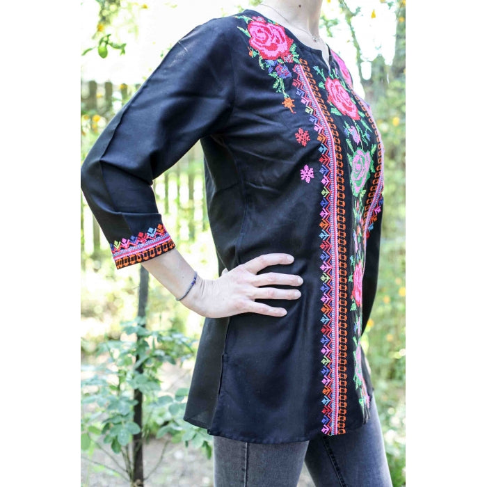Bluza brodata Trandafira12