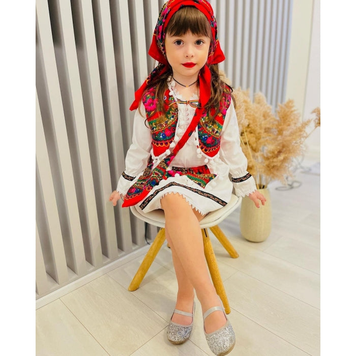 Costum traditional copii fete model Ana3