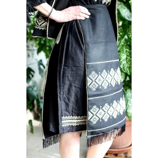 Fota traditionala modele geometrice