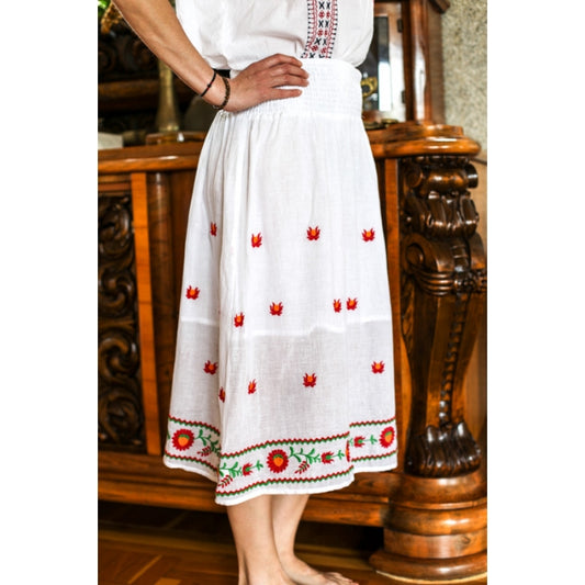 Fusta alba cu motive traditionale Florentina4