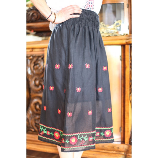 Fusta neagra cu motive traditionale Florentina3