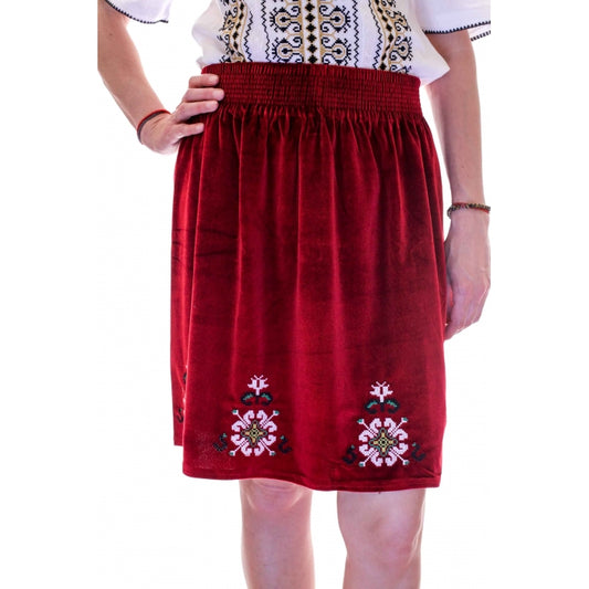 Fusta traditionala din catifea18