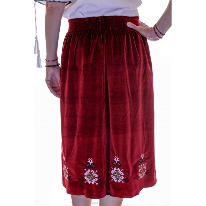 Fusta traditionala din catifea25