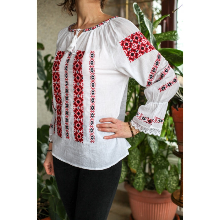Ie Traditionala Adina13
