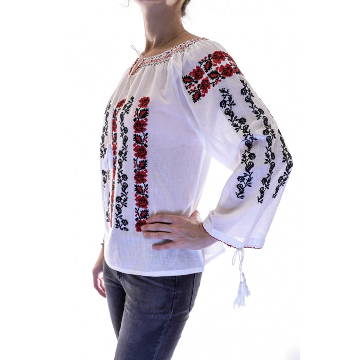 Ie Traditionala Niculina