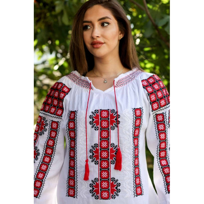 Ie traditionala romaneasca maneca lunga120