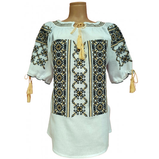 Ie traditionala romaneasca105