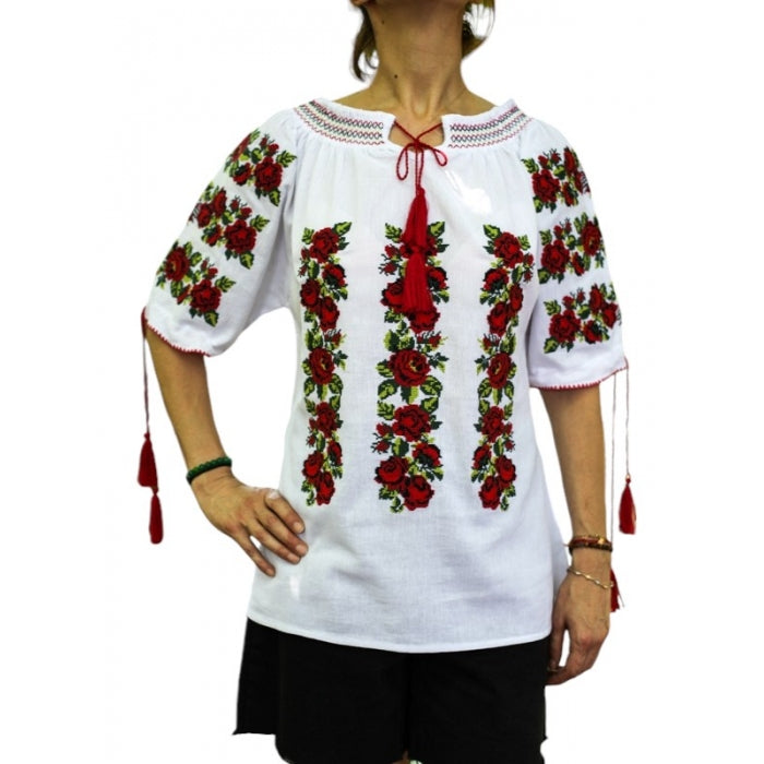 Ie traditionala romaneasca80