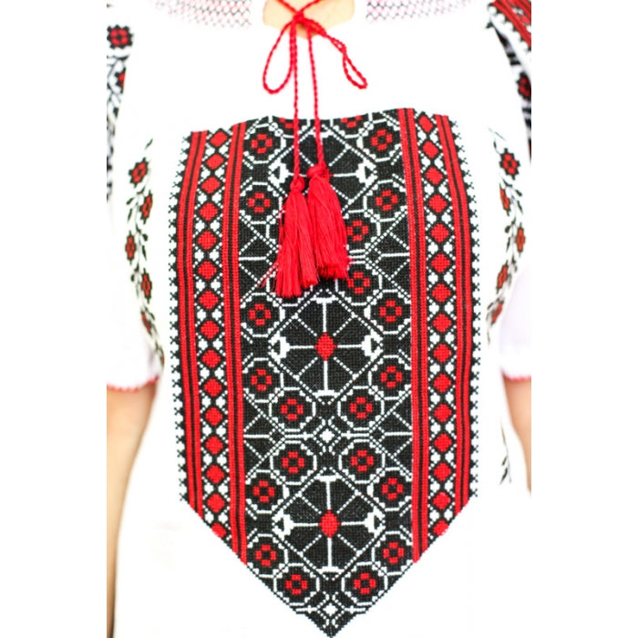 Ie traditionala romaneasca84