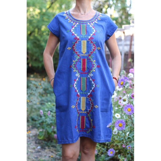 Rochie brodata din denim Elena3