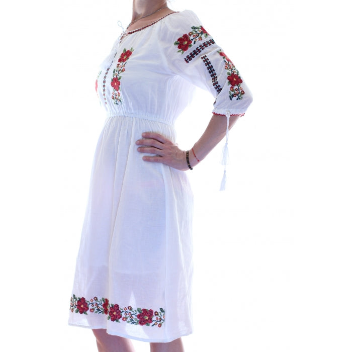 Rochie cu motive traditionale Catinca