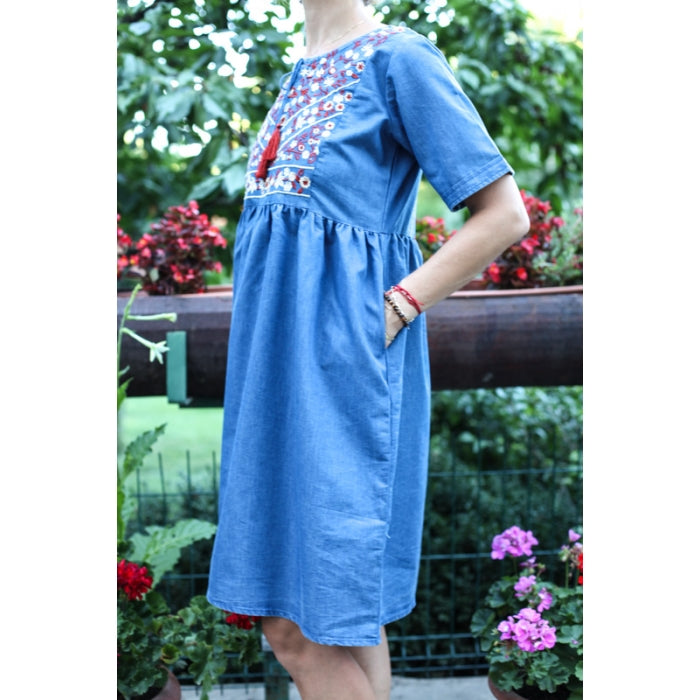Rochie din denim cu broderie traditionala2