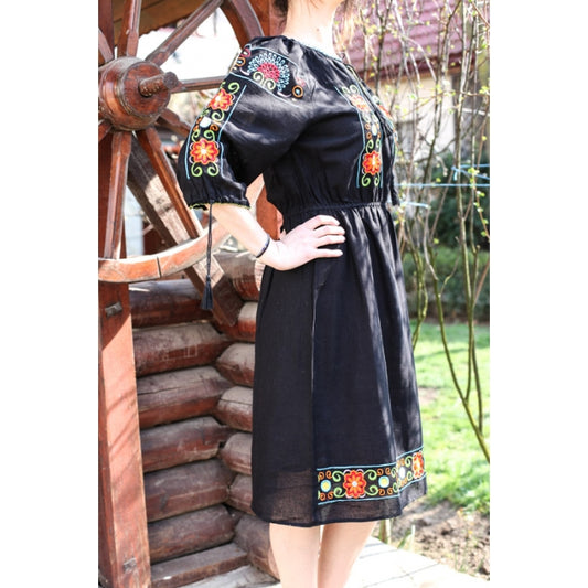 Rochie Traditionala Brandusa2