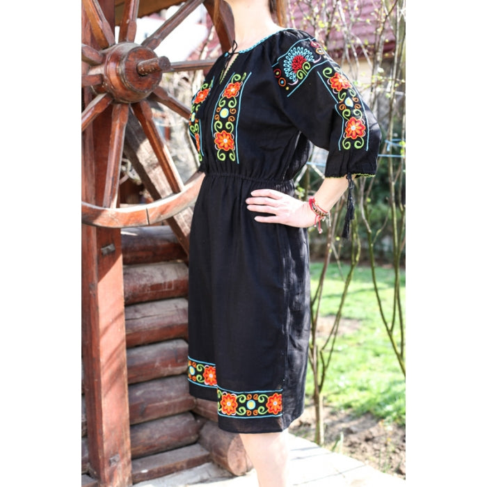 Rochie Traditionala Brandusa2