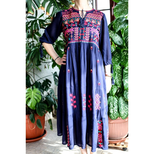 Rochie Traditionala brodata bleumarin Cosmina 14