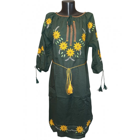 Rochie traditionala brodata cu motive romanesti-Model Ioana10